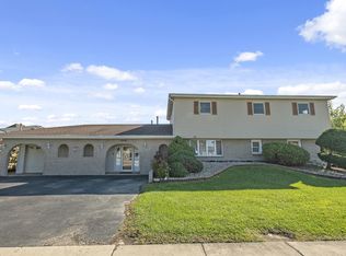 7819 Natoma Ave, Burbank, IL 60459