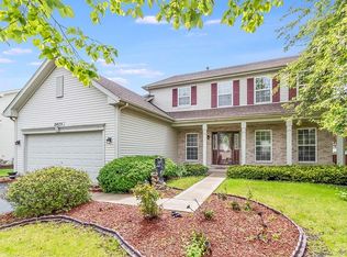 2475 Sagamore Ct, Aurora, IL 60503