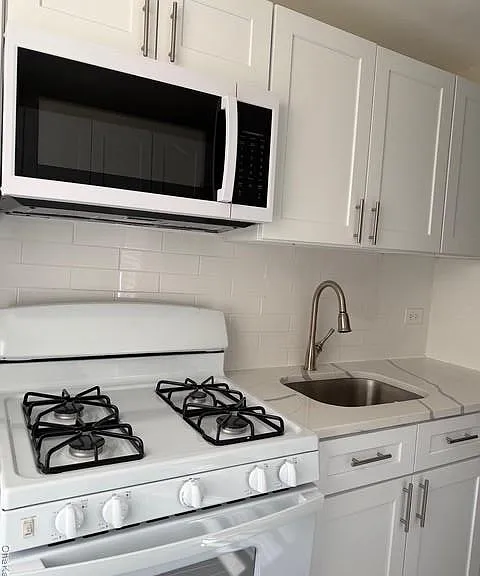 17545 88th Ave #6F — Photo 8