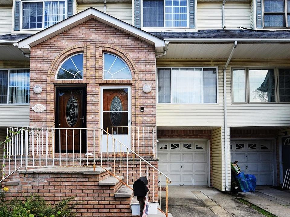 1st image of 108 Pelican Cir