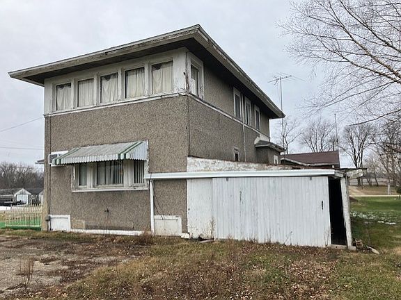 2nd image of 115 Gold St