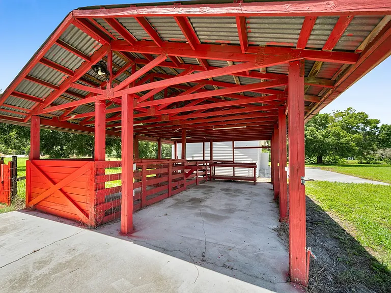2950 Packinghouse Rd — Photo 36