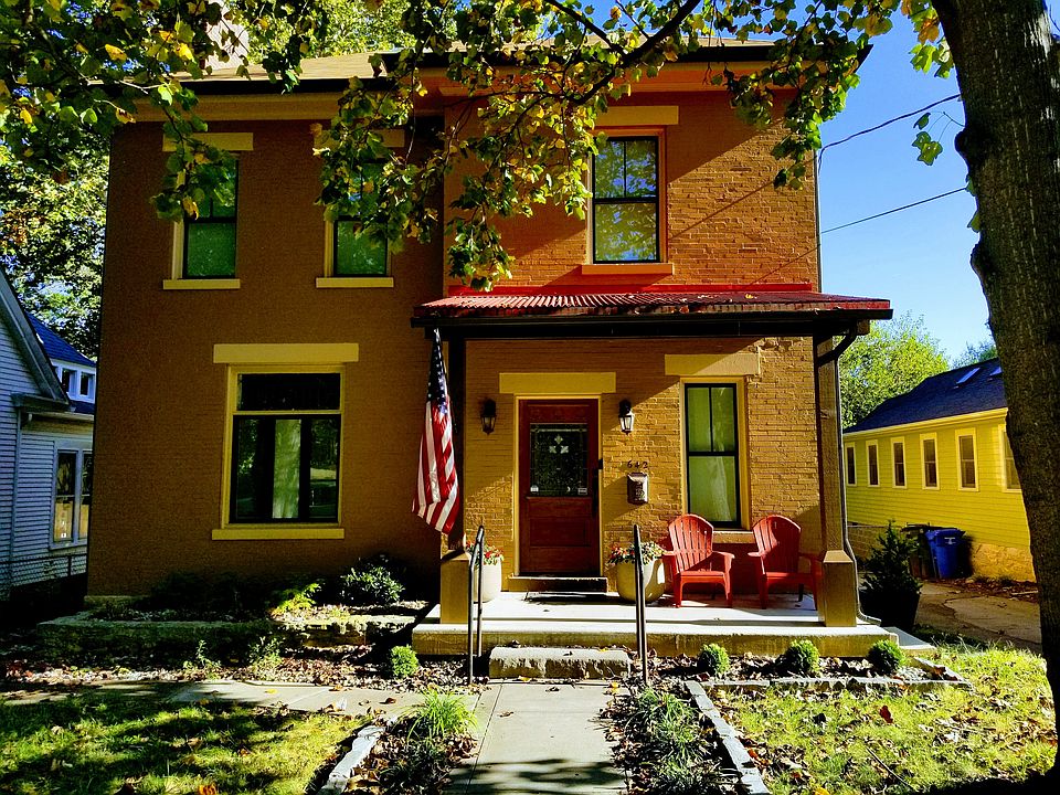 1st image of 642 Headley Ave