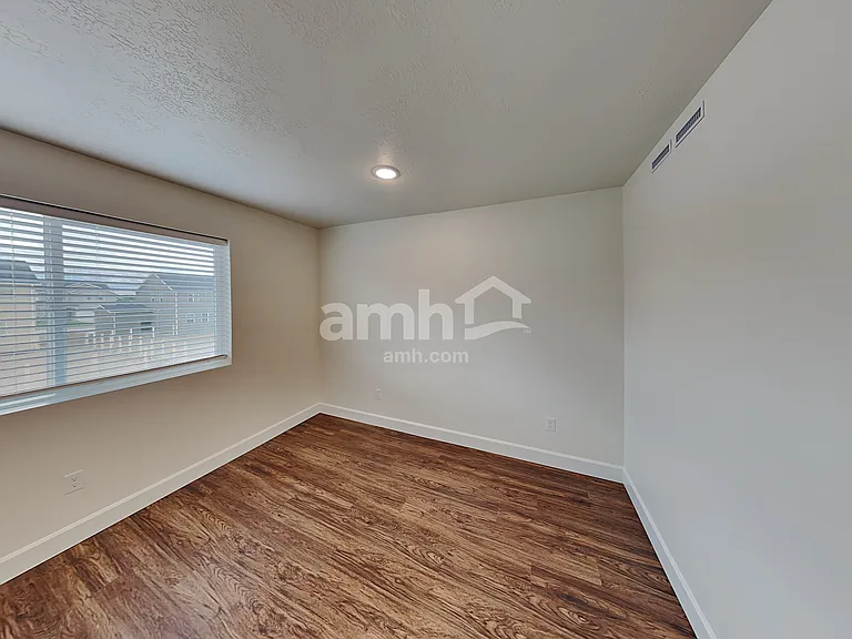 214 N Dry Creek Rd — Photo 15