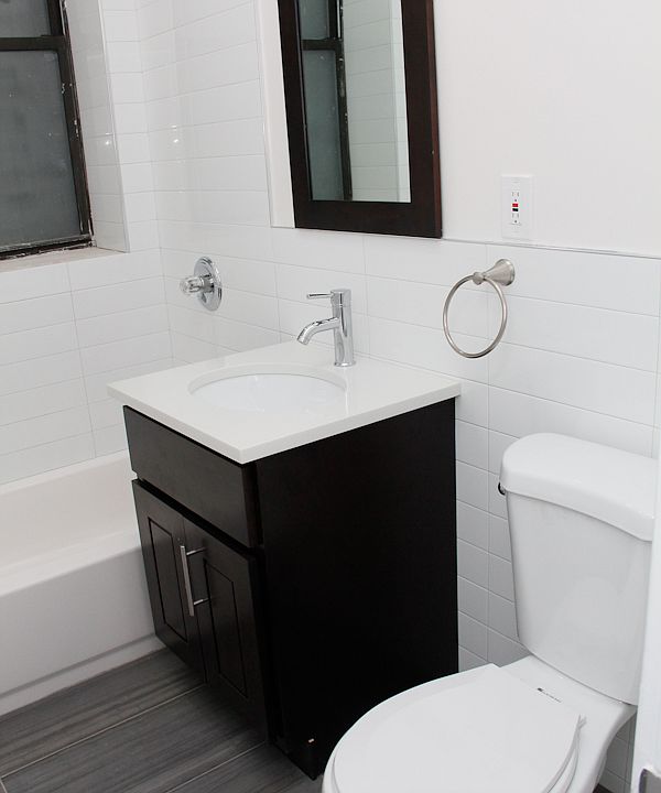 1st image of 498 Manhattan Ave APT 1