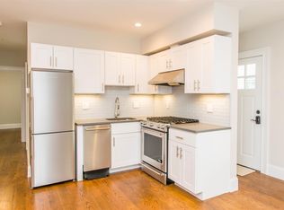 126 Columbia St #2, Cambridge, MA 02139