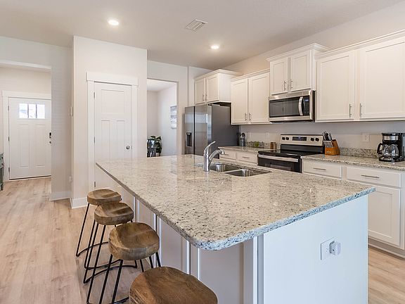 2nd image of 14334 Gardenglen Dr
