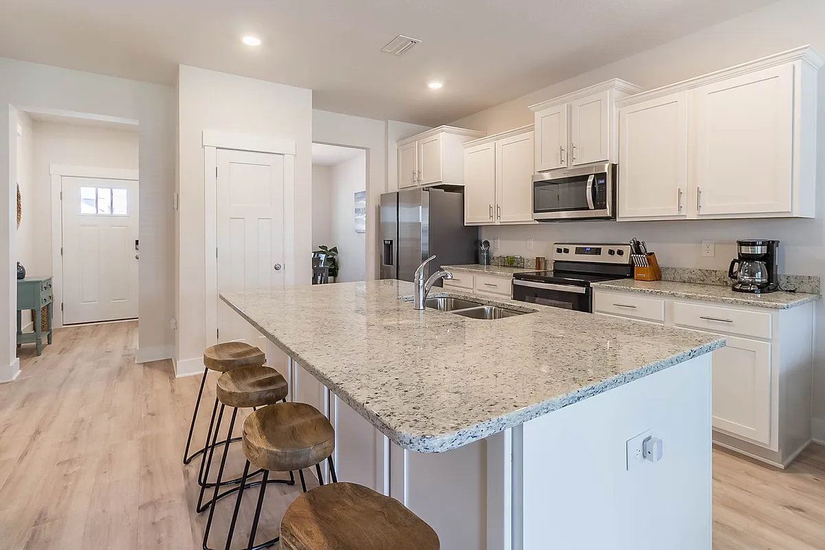 Building Photo - 14334 Gardenglen Dr