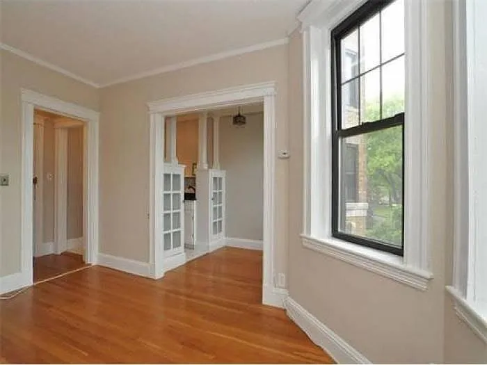 114 Riverway #7 — Photo 2