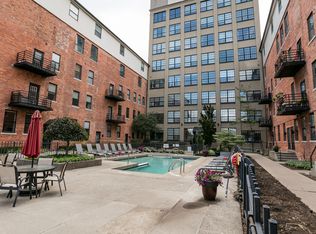 6533 E Jefferson Ave APT 109J, Detroit, MI 48207