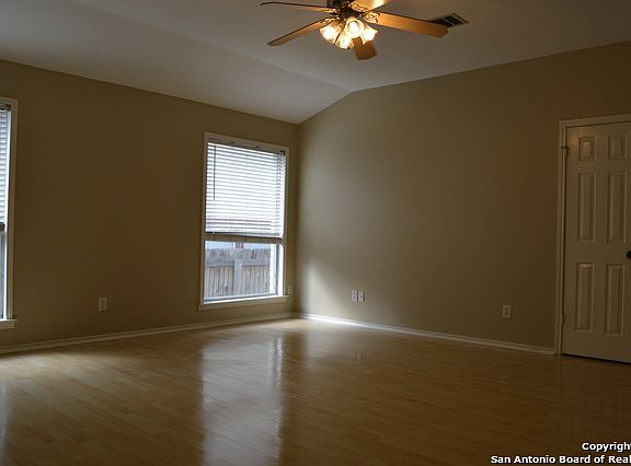 4th image of 11802 Knobsby Way