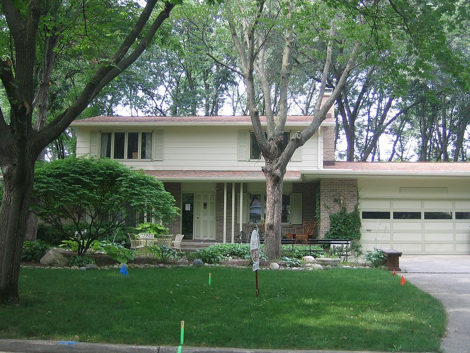 1st image of 908 Sterling Dr