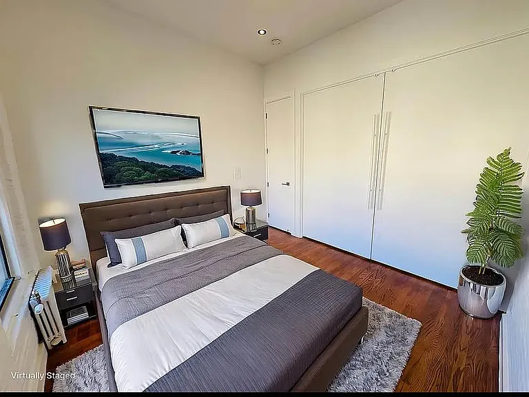 1479 York Ave #5S — Photo 3