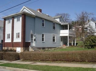 612 9th St, Pitcairn, PA 15140
