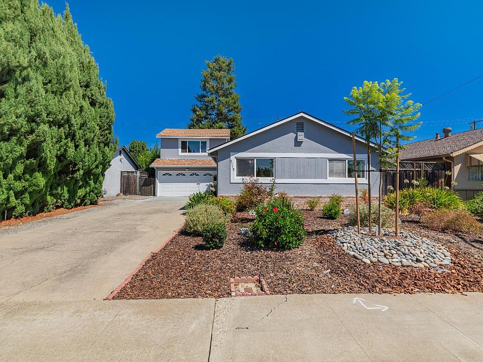 1st image of 3175 Mauricia Ave