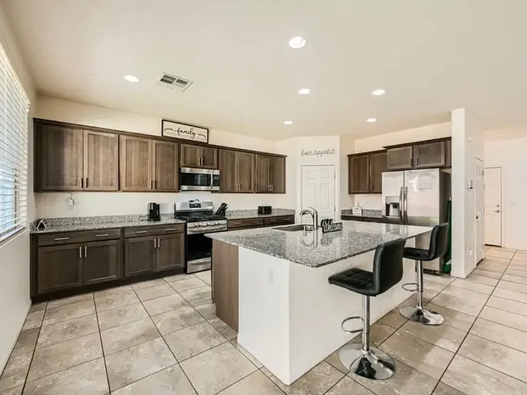 5908 Beluga Bay St — Photo 7