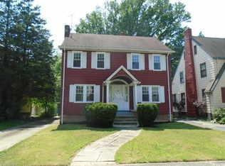 1162 Sylvania Rd, Cleveland Heights, OH 44121