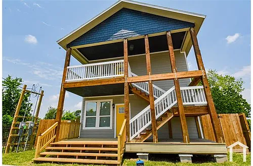 4221 Alvin St Photo 1