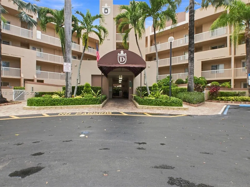 7647 Granville Dr #212