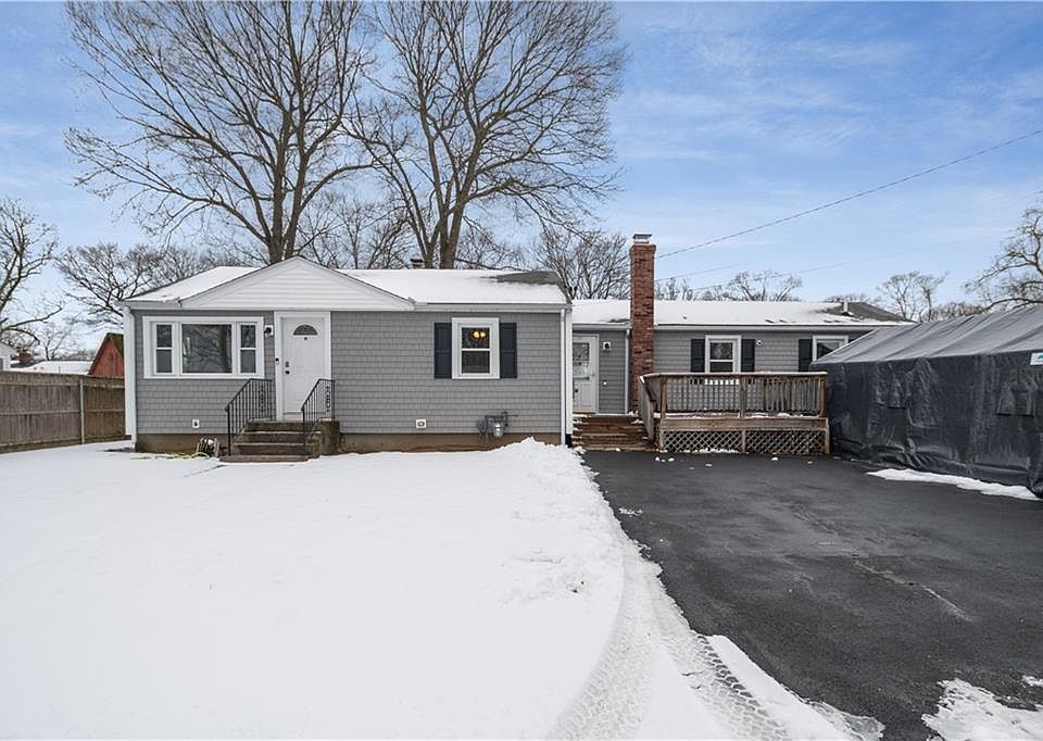 1st image of 147 Pinegrove Ave