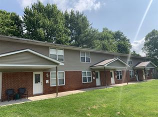 405 E Mulberry St APT 7, Chatham, IL 62629