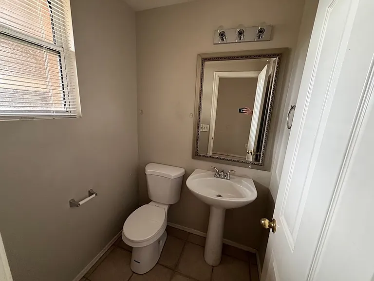 12200 W Cocopah St — Photo 22