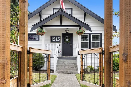 1515 4th St Photo 1