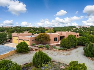 61 Paseo Del Antilope, Santa Fe, NM 87506