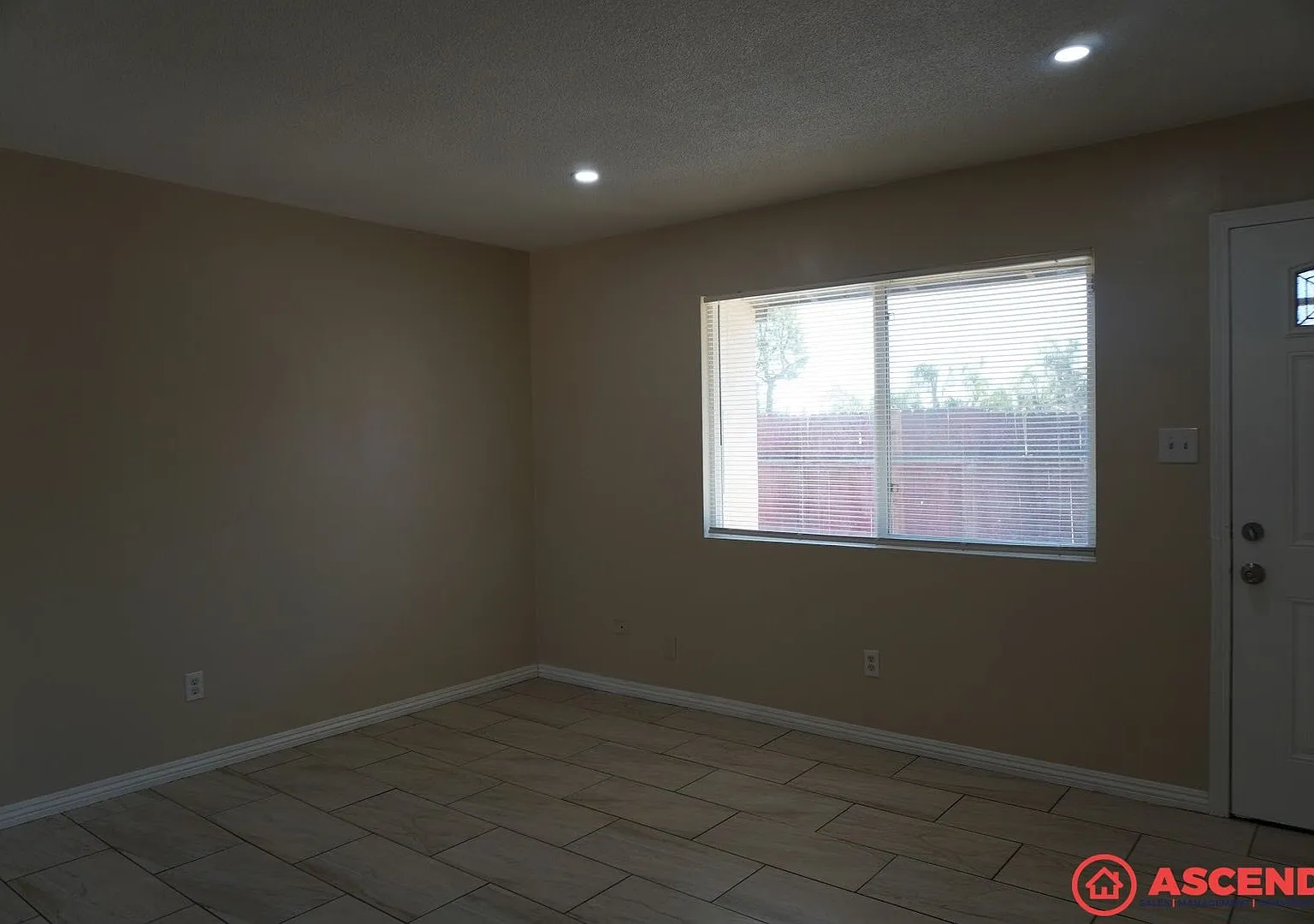6005 Nogal Ave — Photo 4