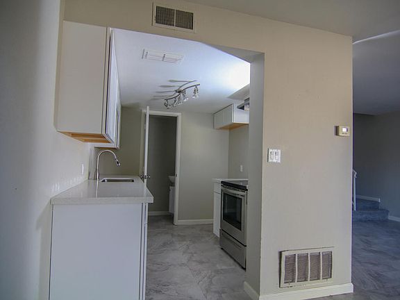 5th image of 8010 N 32nd Ln