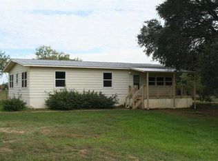 1406 Ash St, Llano, TX 78643