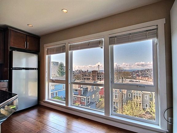 2nd image of 900 Summit Ave E APT 501