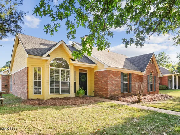 572 Spring Hill Dr, Madison, MS 39110