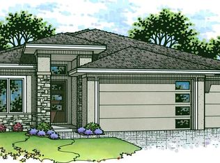 9385 Aurora St, Lenexa, KS 66220