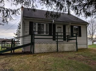 208 S Smith St, Port Matilda, PA 16870