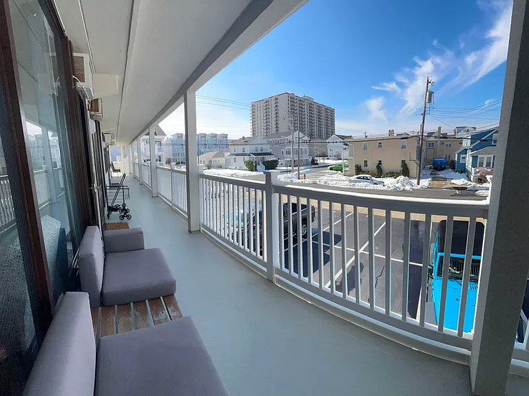 9415 Pacific Ave #43 — Photo 4