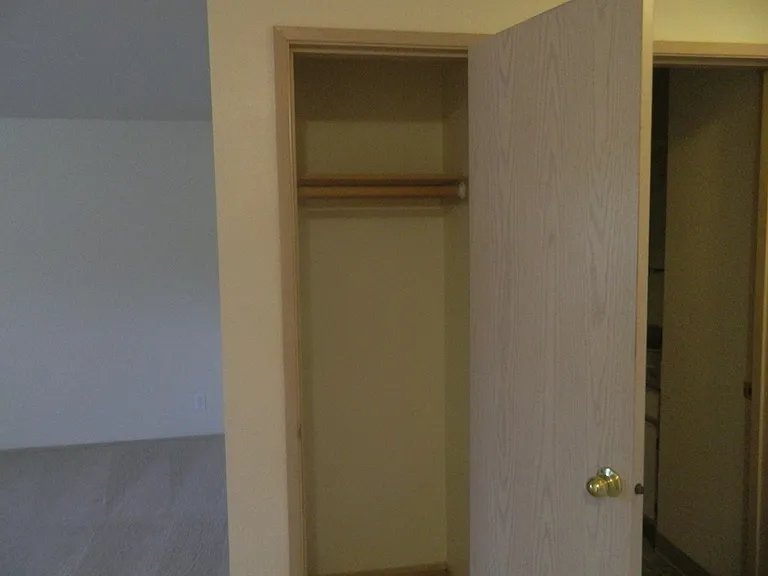 Springwater Trail Apartments — Photo 35
