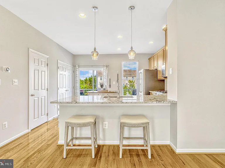 25368 Shipley Ter — Photo 5