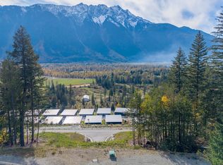 8204 Merlot Peak Dr, Pemberton, BC V0N 2L3