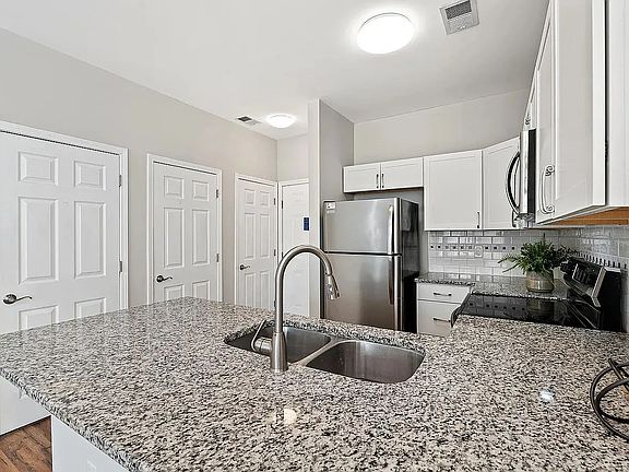 2nd image of 478 River Oaks Dr #59J-59J-59