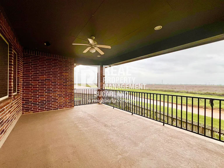 18607 Pelham Grove Ln — Photo 12