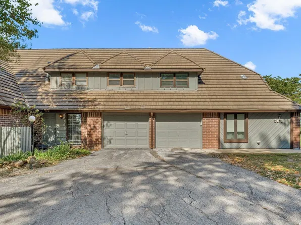 2616-2618 W 24th Ter, Lawrence, KS 66047