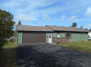 14 Garden Cir, Babbitt, MN 55706