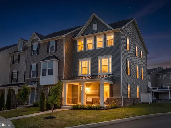 427 Swede Landing Ln, Middletown, DE 19709