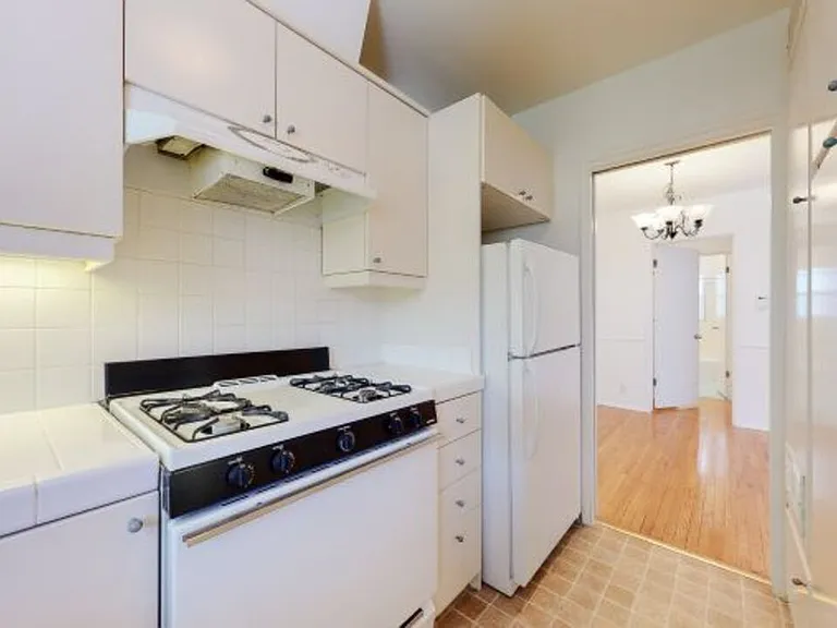 11284 Montana Ave #1 — Photo 7