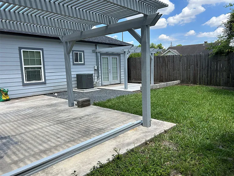 3234 Berry St — Photo 27
