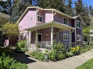 4363 SW 94th Ave, Portland, OR 97225