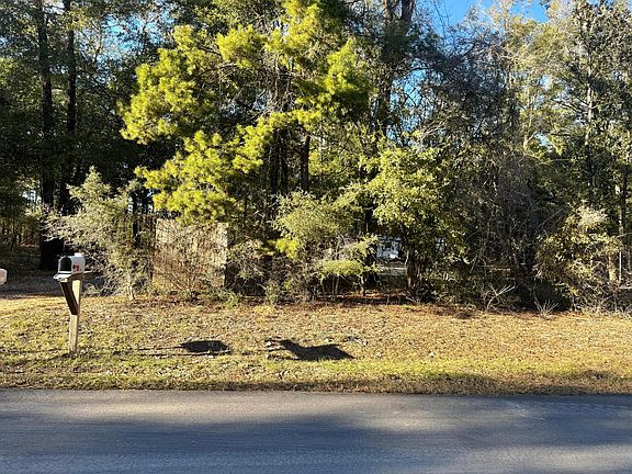 3rd image of 25 Caswell Dr