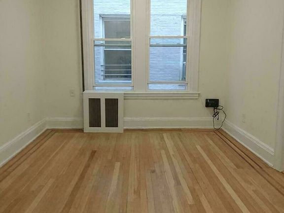 4th image of 2518 Broadway APT 2R