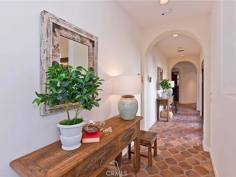 56145 Village Dr — Photo 29